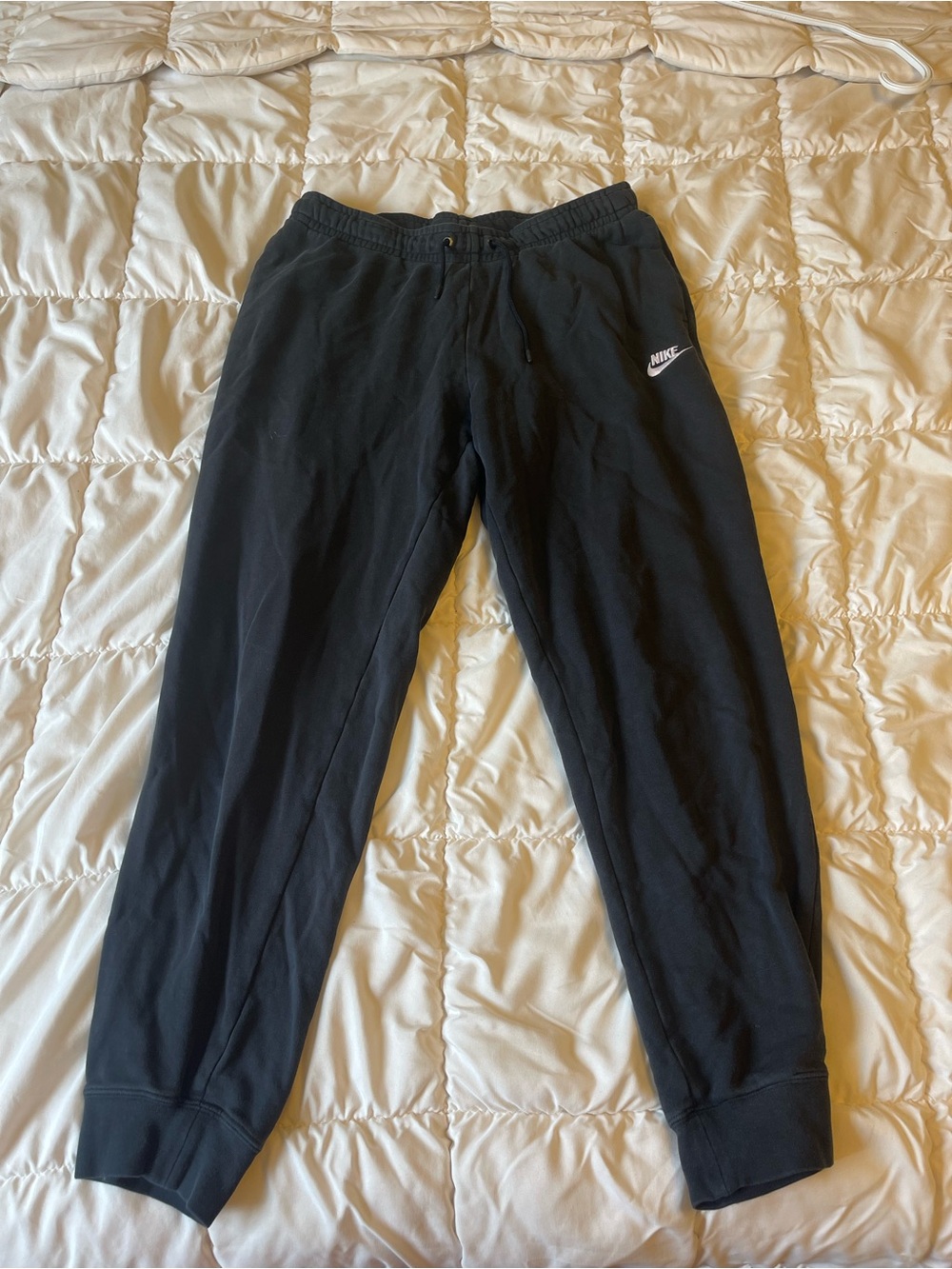 Nike Black Men's Logo Sweatpants Joggers